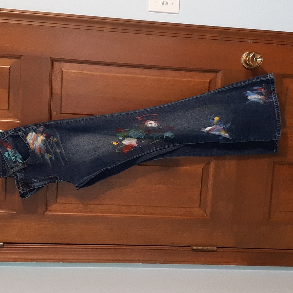 Jeans - Painted by me - Picture 4 of 7